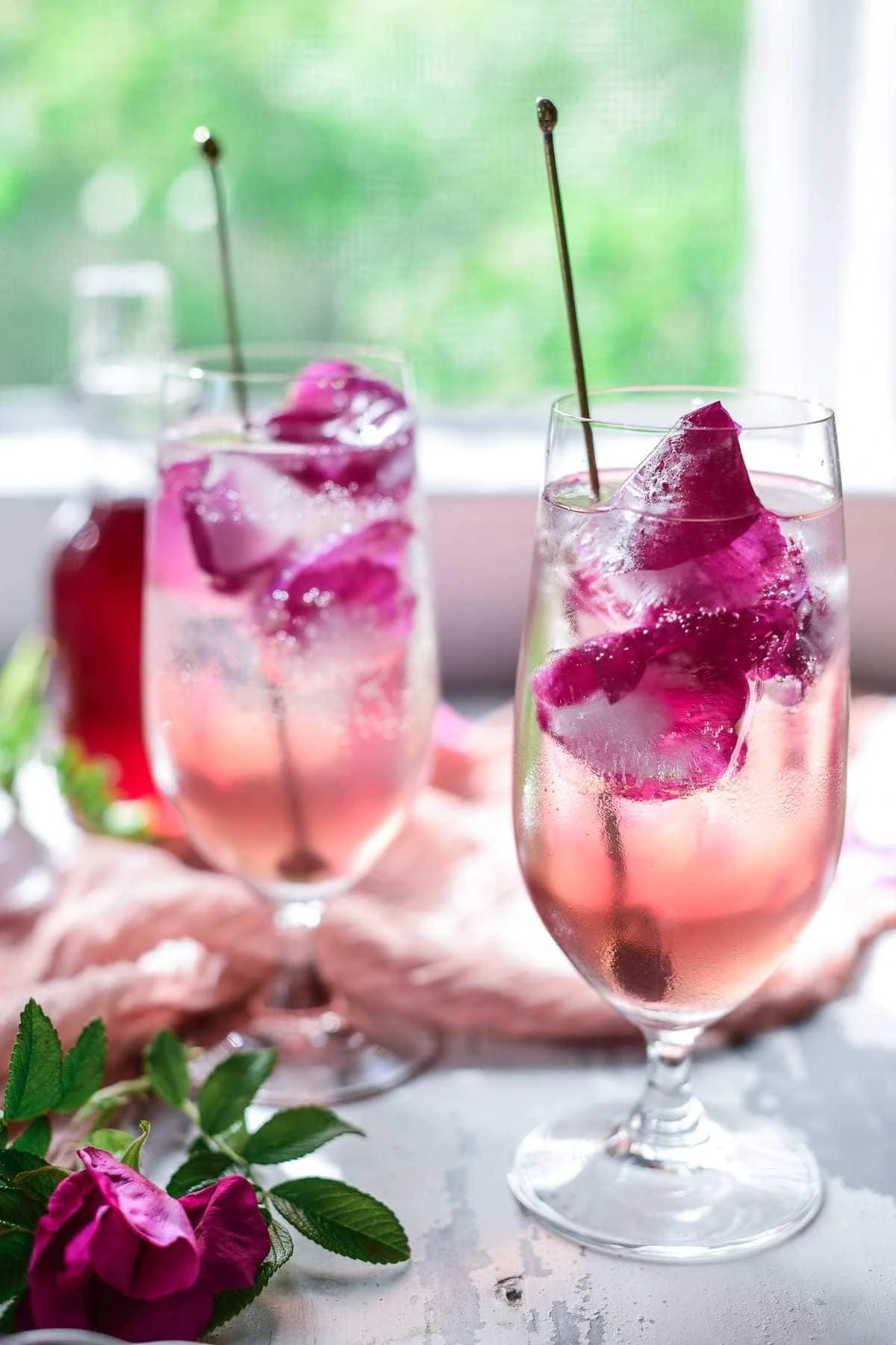 Fare Isle x Prairie Organics Rose Vodka Soda