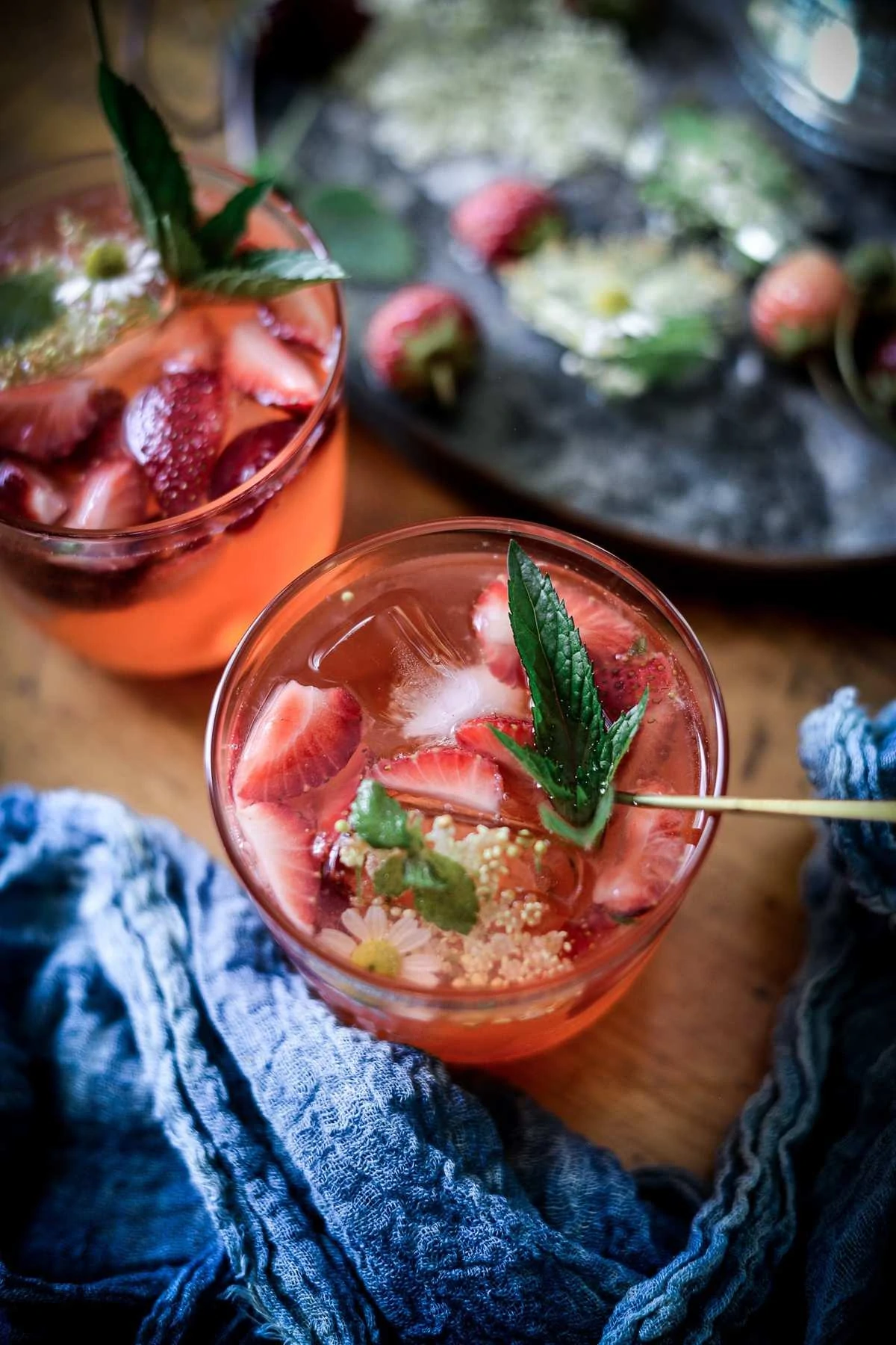 Fare Isle x Prairie Organics Strawberry Elderflower Gin Smash